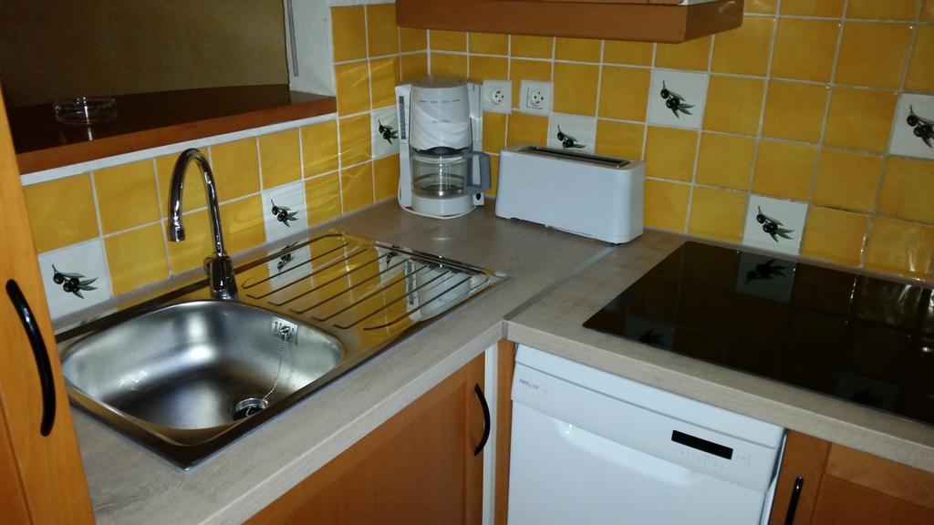 Goelia Le Mas Blanc Aparthotel Perols Room photo